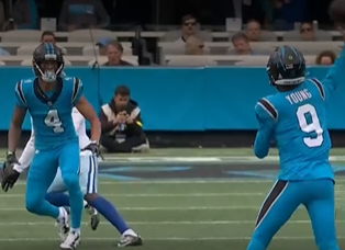 Mahomes Leads Chiefs to 30–17 Win Over Lions — Postgame Brawl Erupts